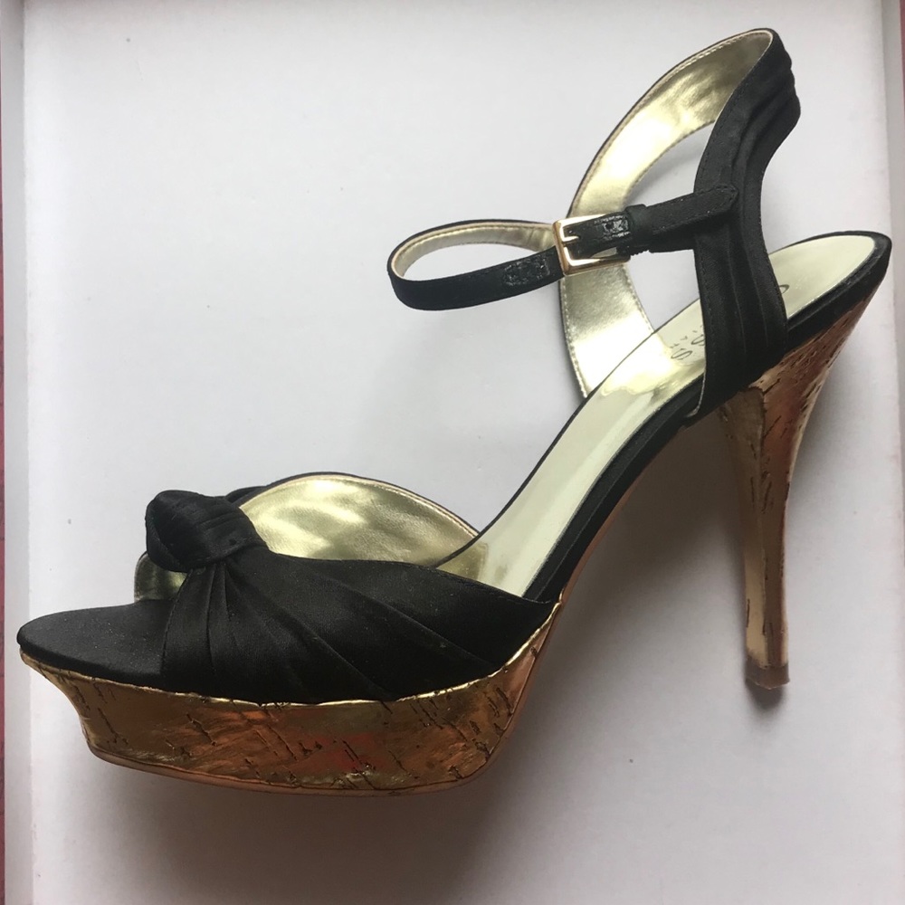 Guess stilettos